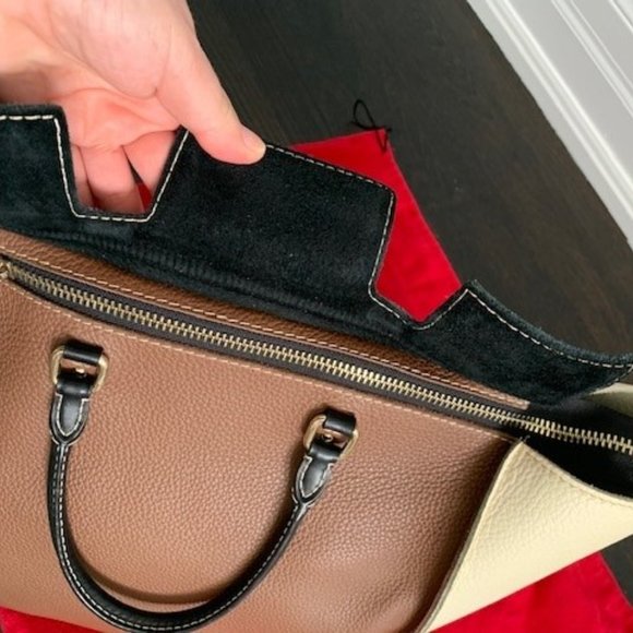 Carolina Herrera Vendome Tote - Picture 2 of 10